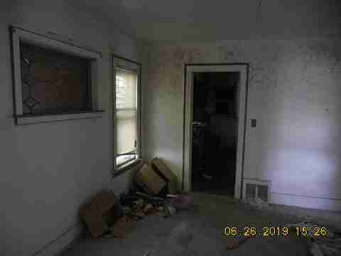 12351 Ohio St (12)_m.jpg